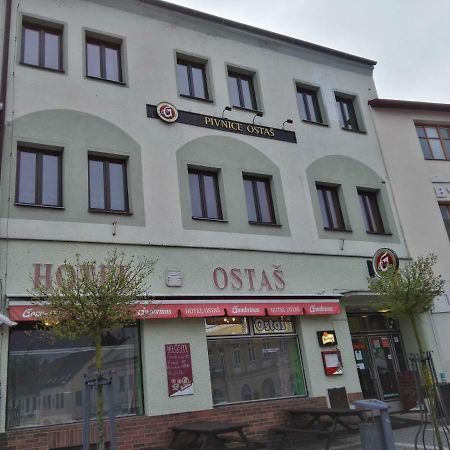 Hotel Ostas Police nad Metují Exterior foto